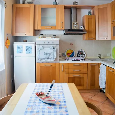 067 - Villetta Veronica, - 15 Minutes To Sea Holiday home