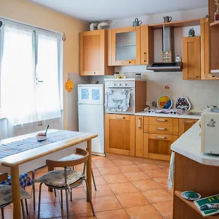 067 - Villetta Veronica, - 15 Minutes To Sea Holiday home Borzonasca